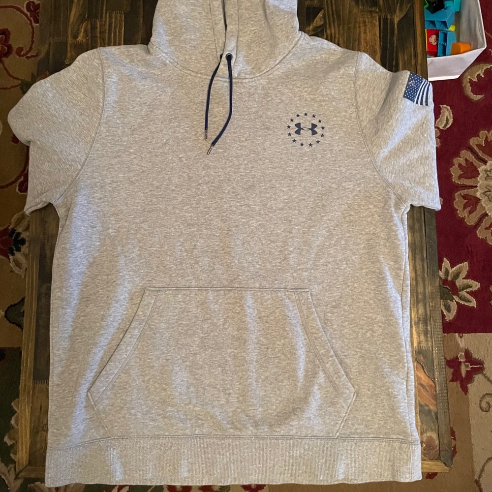 Underarmour Hoodie
